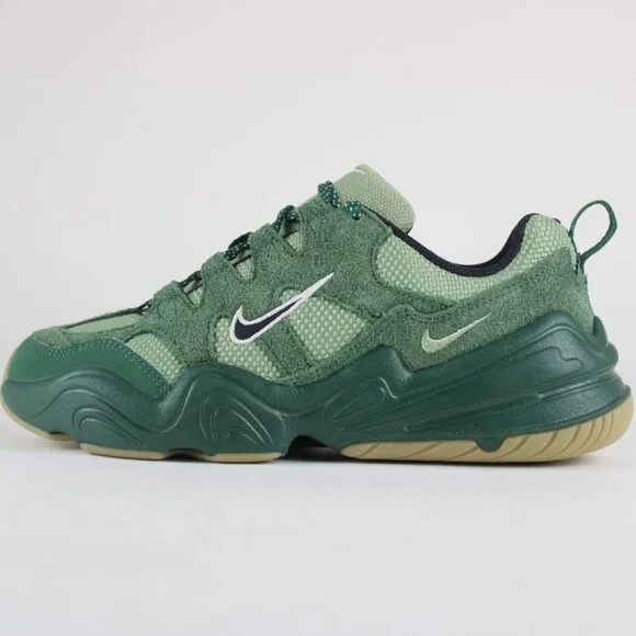 Nike Women's Tech Hera Lifestyle Shoes Oil Green - Picture 2 of 7